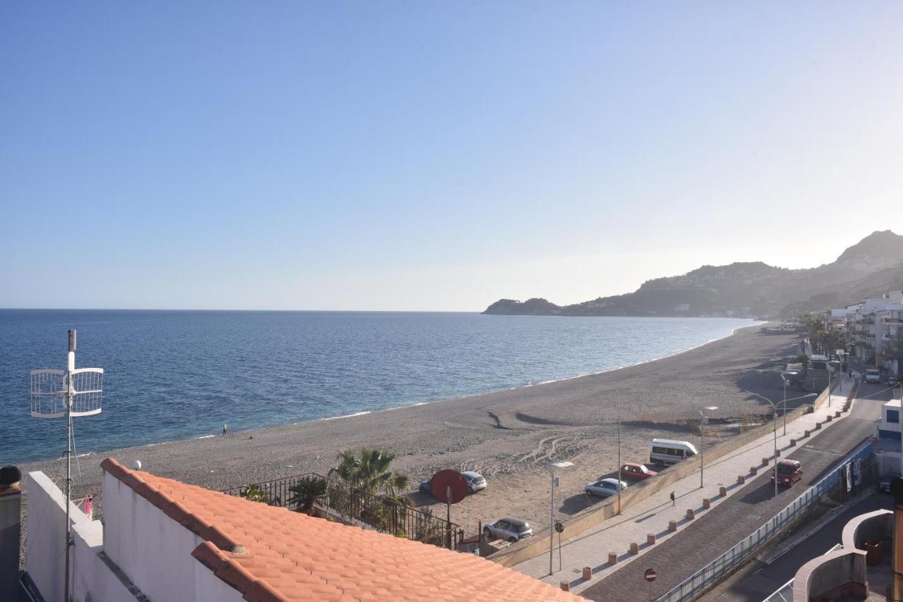 The Sea Rooms Letojanni Exterior foto